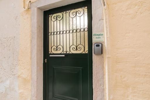 コルフ島Olimpias Nest Corfuアパートメント エクステリア 写真